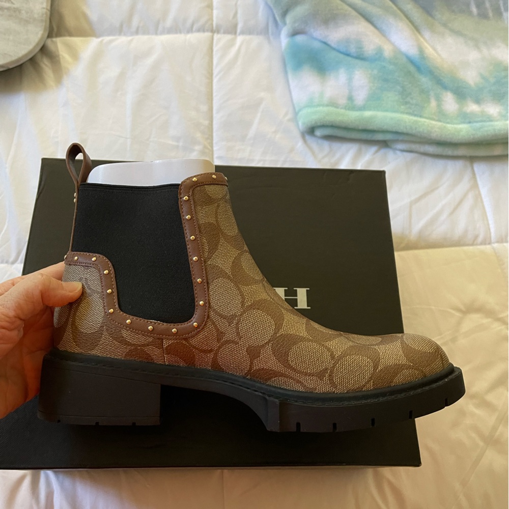 Brand new coach boots
